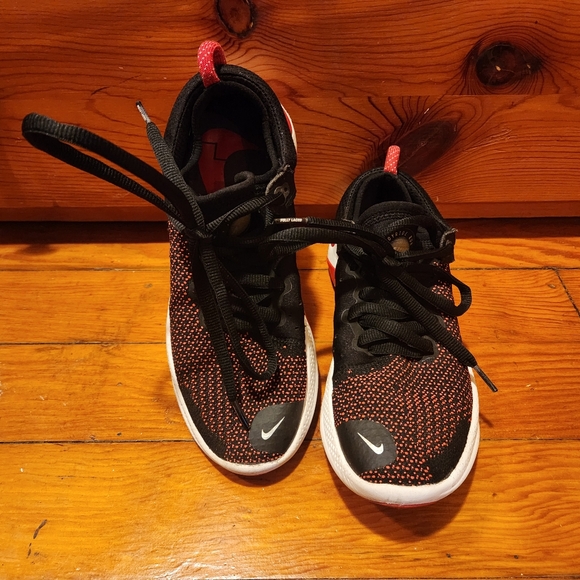 EUC: Nike Women's Joyride Flyknit Running - Blk/Red 8.5 - Picture 4 of 6